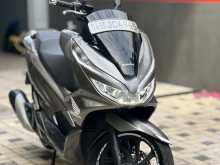 Honda PCX 2021 Motorbike