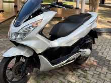 Honda Pcx 2017 Motorbike