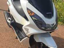 Honda Pcx 2017 Motorbike