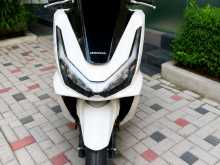 Honda Pcx 2025 Motorbike