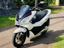 Honda Pcx 2017 Motorbike