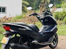 https://riyasewana.com/uploads/honda-pcx-68563022252.jpg