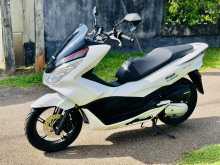 https://riyasewana.com/uploads/honda-pcx-717440922783.jpg