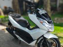 https://riyasewana.com/uploads/honda-pcx-815034513183.jpg