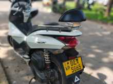 https://riyasewana.com/uploads/honda-pcx-815034513892.jpg