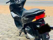 https://riyasewana.com/uploads/honda-pcx-820355622073.jpg