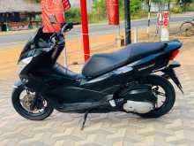 Honda PCX 2017 Motorbike