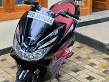 Honda PCX 2017 Motorbike