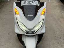 Honda Pcx 2021 Motorbike