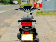 https://riyasewana.com/uploads/honda-pcx-915000924473.jpg
