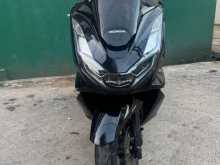 Honda PCX 2021 Motorbike