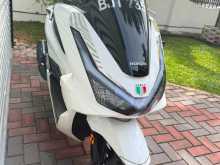 Honda Pcx 2025 Motorbike