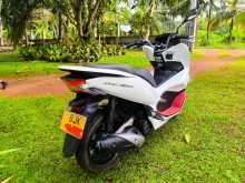 https://riyasewana.com/uploads/honda-pcx-angle-1820382413683.jpg