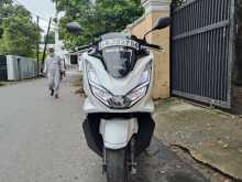 Honda PCX 2022 Motorbike