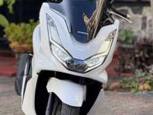 Honda PCX 160 Japan 2024 Motorbike