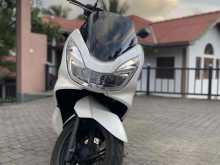 Honda PCX 2017 Motorbike