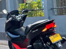 https://riyasewana.com/uploads/honda-pcx-led-1218363319235.jpg