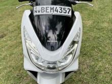 https://riyasewana.com/uploads/honda-pcx-led-1811121924961.jpg