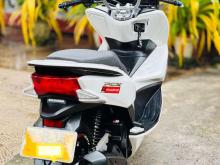 https://riyasewana.com/uploads/honda-pcx-led-20744516926.jpg
