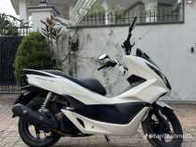 https://riyasewana.com/uploads/honda-pcx-led-24733584813.jpg