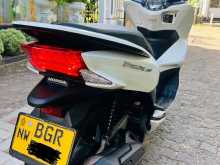 https://riyasewana.com/uploads/honda-pcx-led-416352313932.jpg