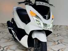 Honda PCX LED 2021 Motorbike