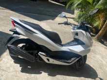 Honda Pcx Led 2015 Motorbike