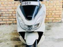 Honda PCX LED 2015 Motorbike
