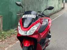 Honda PCX RED 2021 Motorbike