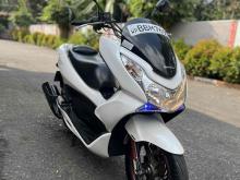 https://riyasewana.com/uploads/honda-pcx125-1512494224064.jpg