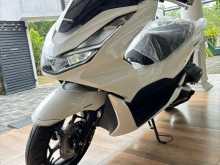 https://riyasewana.com/uploads/honda-pcx125-42100204712.jpg