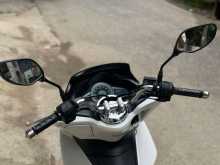 https://riyasewana.com/uploads/honda-pcx125-61422134323.jpg