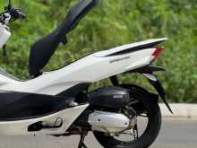 https://riyasewana.com/uploads/honda-pcx125-88302022633.jpg