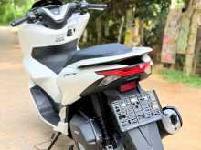 https://riyasewana.com/uploads/honda-pcx125cc-2118361813562.jpg