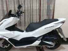 https://riyasewana.com/uploads/honda-pcx160-2024-181828414142.jpg
