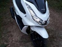 Honda PCX 2024 Motorbike