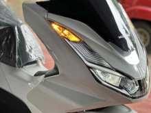 https://riyasewana.com/uploads/honda-pcx160-715093422903.jpg