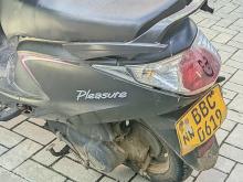 Hero Pleasure 2014 Motorbike