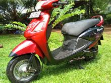 Hero Pleasure 2011 Motorbike