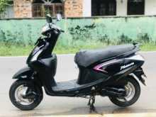 Hero Pleasure 2016 Motorbike