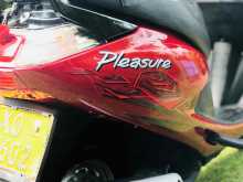 Hero Pleasure 2012 Motorbike