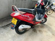 Hero Pleasure 2010 Motorbike