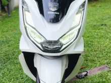 Honda Pcx 125 2023 Motorbike