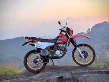 https://riyasewana.com/uploads/honda-rfvc-250-81502334092.jpg