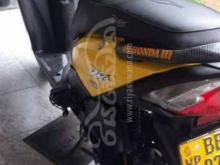 https://riyasewana.com/uploads/honda-scooter-dio-231814271301379.jpg