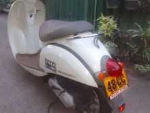 https://riyasewana.com/uploads/honda-scutar-30939294613.jpg