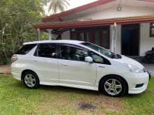 https://riyasewana.com/uploads/honda-shuttel-2013-2514162712644.jpg