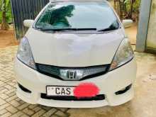 Honda FIT Shuttle 2013 Car