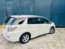 Honda FIT Shuttle 2012 Car