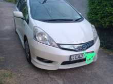 Honda FIT Shuttle 2013 Car